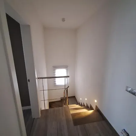 Casa Fantastica En Zona Tranquila Prázdninový dům
