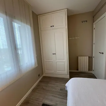 Casa de Férias Casa Fantastica En Zona Tranquila Girona