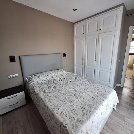 بيت للعطل Casa Fantastica En Zona Tranquila Un Todos Nuestra Casa Es Perfecta Tanto Familias Y Amigos Que Buscan Descanso, Ciclistas Que Desean Explorar La Zona Ciclistas Ofrecemos Un Espacio Seguro Guardar Bicicle